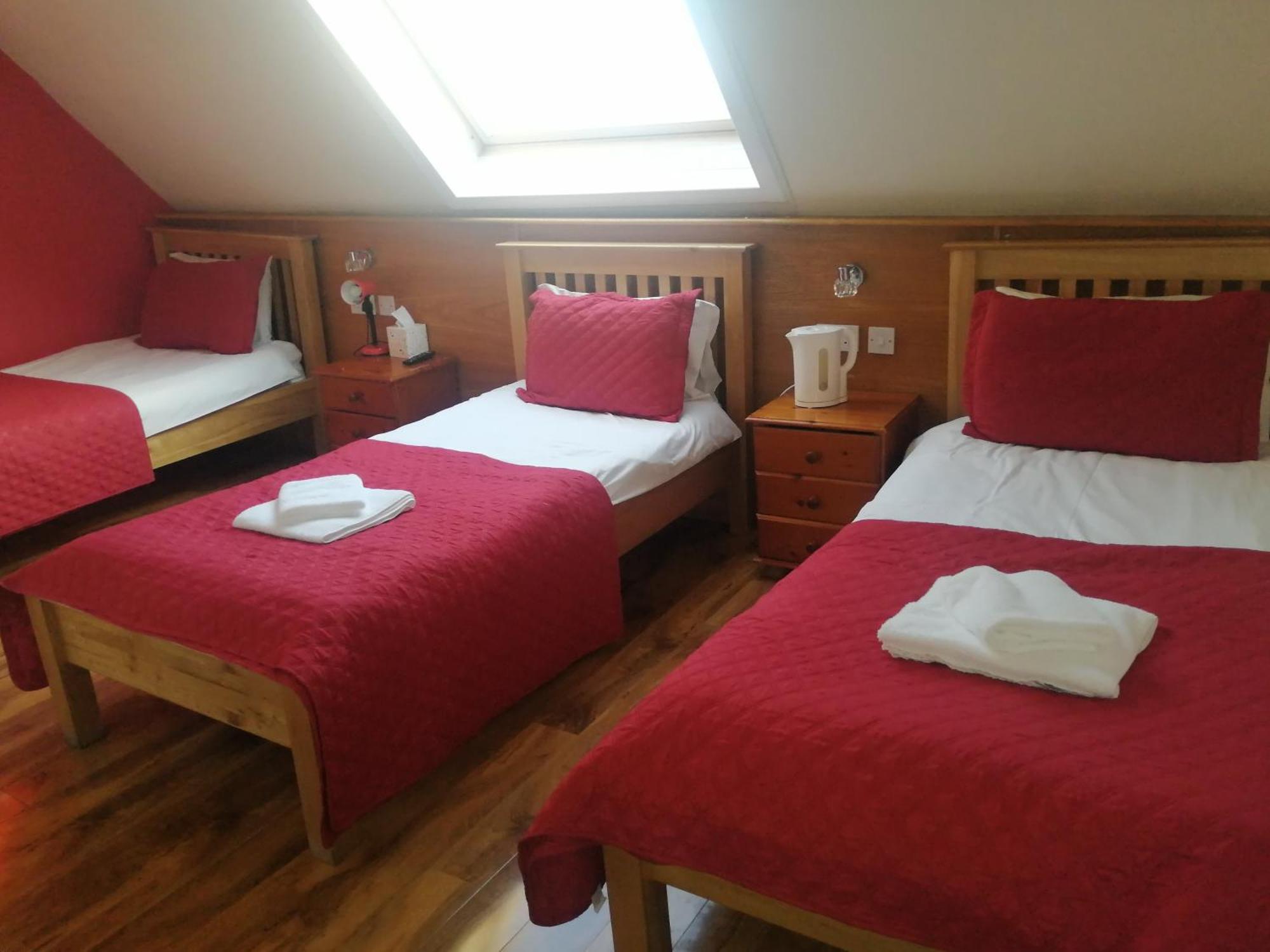 Corstorphine Lodge Hotel Edinburgh Bagian luar foto