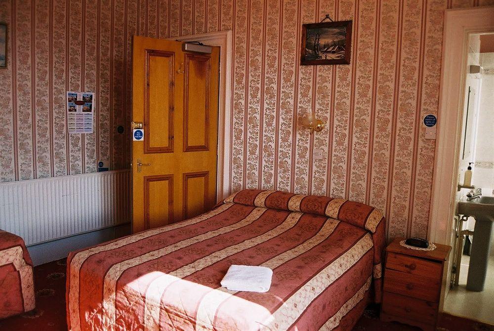 Corstorphine Lodge Hotel Edinburgh Bagian luar foto