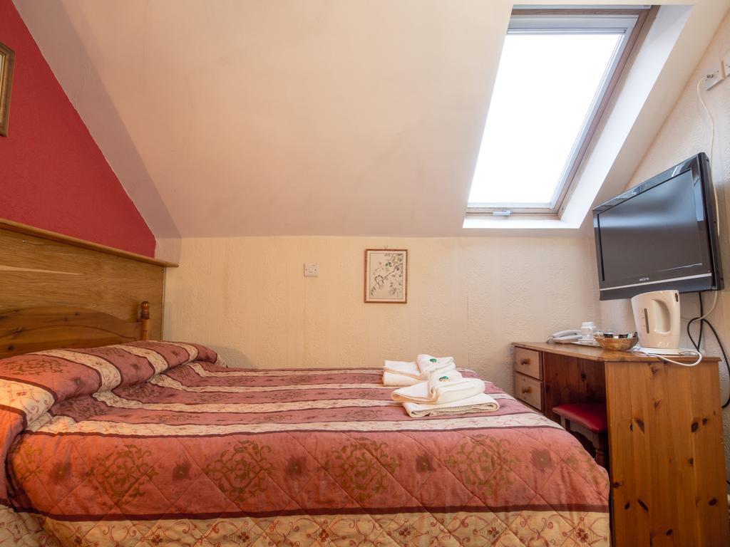 Corstorphine Lodge Hotel Edinburgh Bagian luar foto