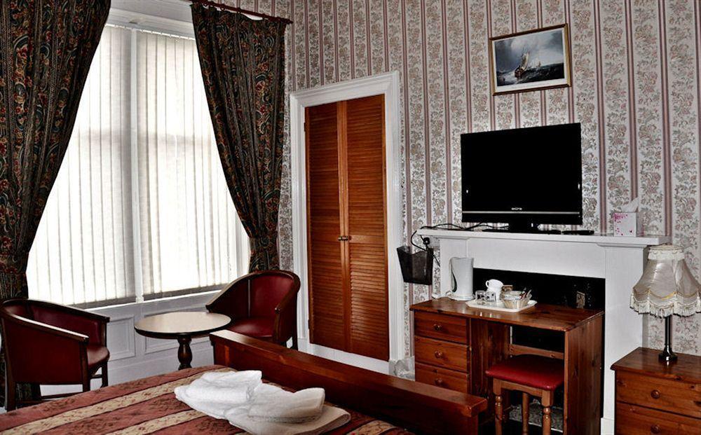 Corstorphine Lodge Hotel Edinburgh Bagian luar foto