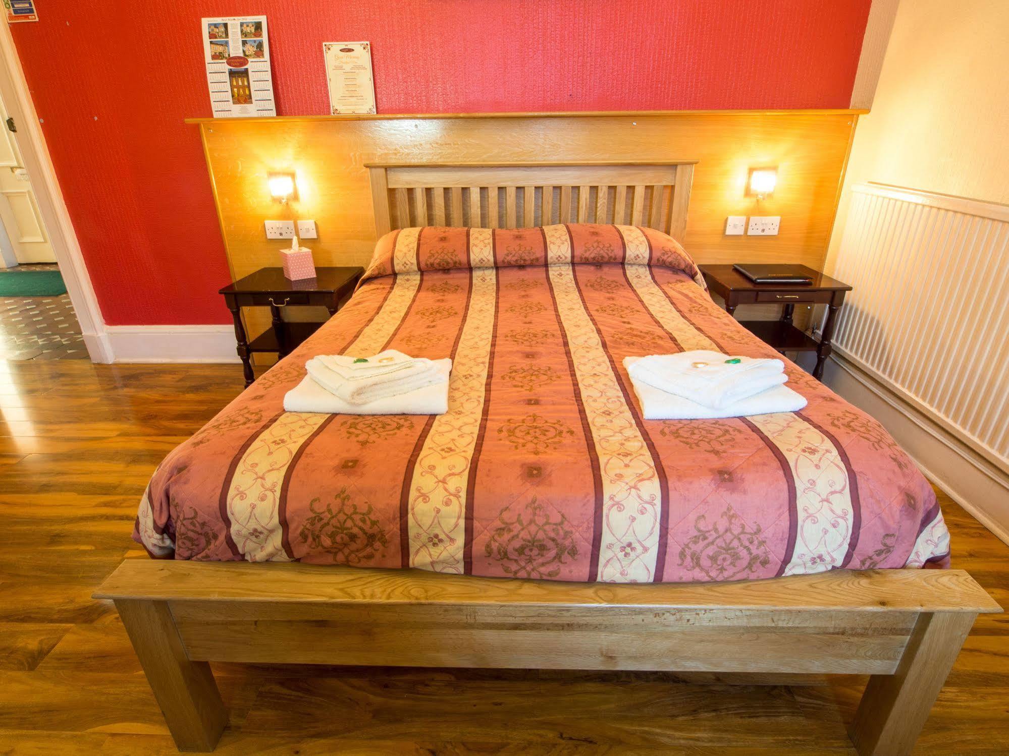 Corstorphine Lodge Hotel Edinburgh Bagian luar foto