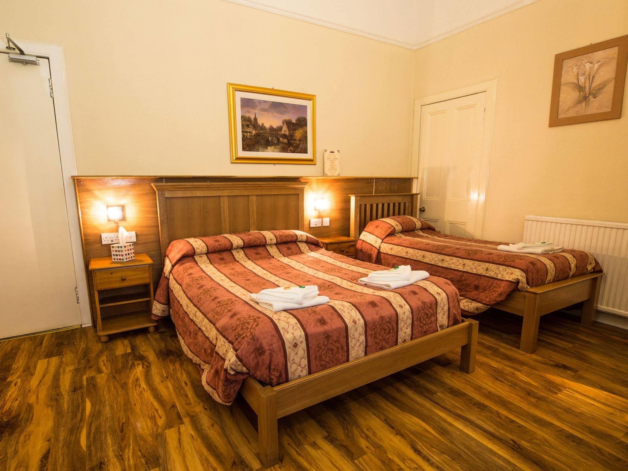 Corstorphine Lodge Hotel Edinburgh Bagian luar foto